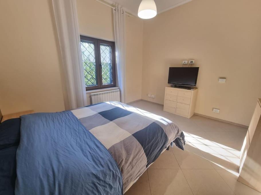 -5 Min From Bus Stop-Free Parking Rome Extérieur photo