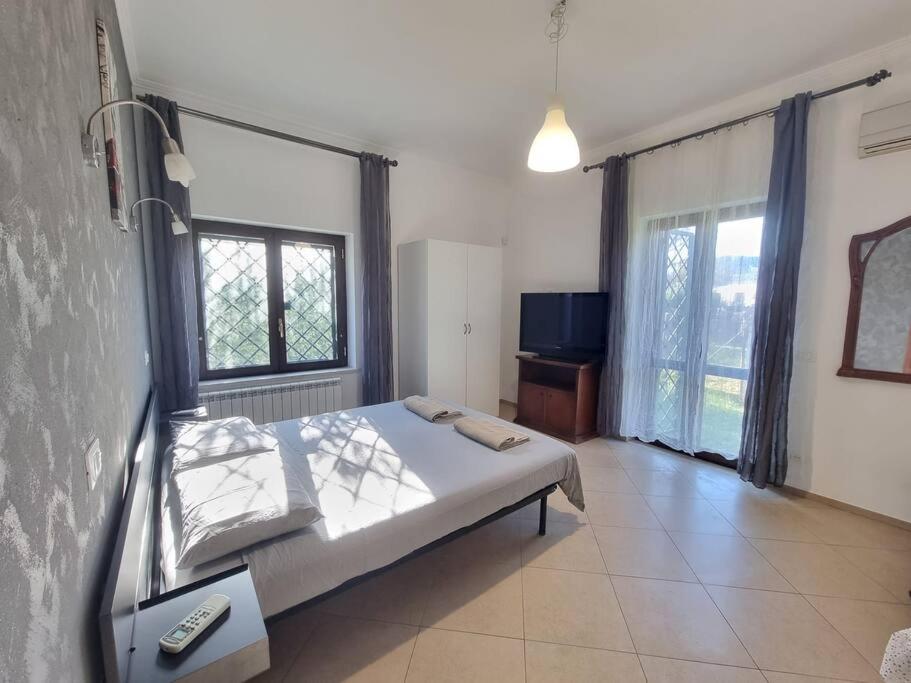 -5 Min From Bus Stop-Free Parking Rome Extérieur photo